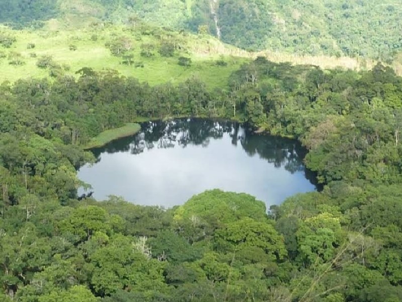 Lake Tiwusora in Flores